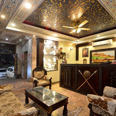 Hotel Surya Garh ชัยปุระ ภายนอก รูปภาพ