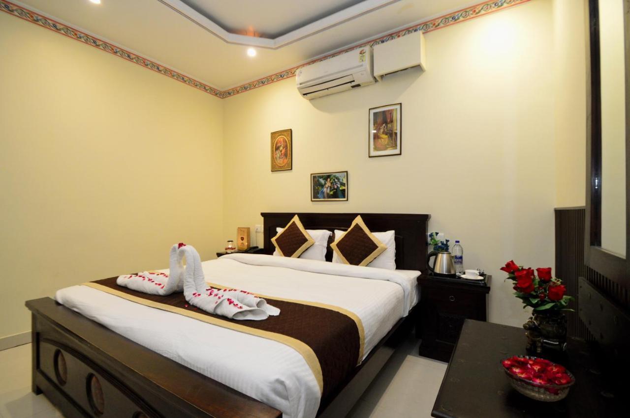 Hotel Surya Garh ชัยปุระ ภายนอก รูปภาพ